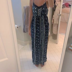Women’s blue patterned maxi dress